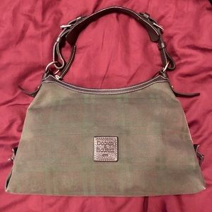 🎄NEVER USED DOONEY & BOURKE GREEN PLAID PURSE🎄